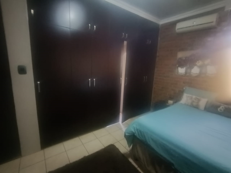 4 Bedroom Property for Sale in New Park Northern Cape